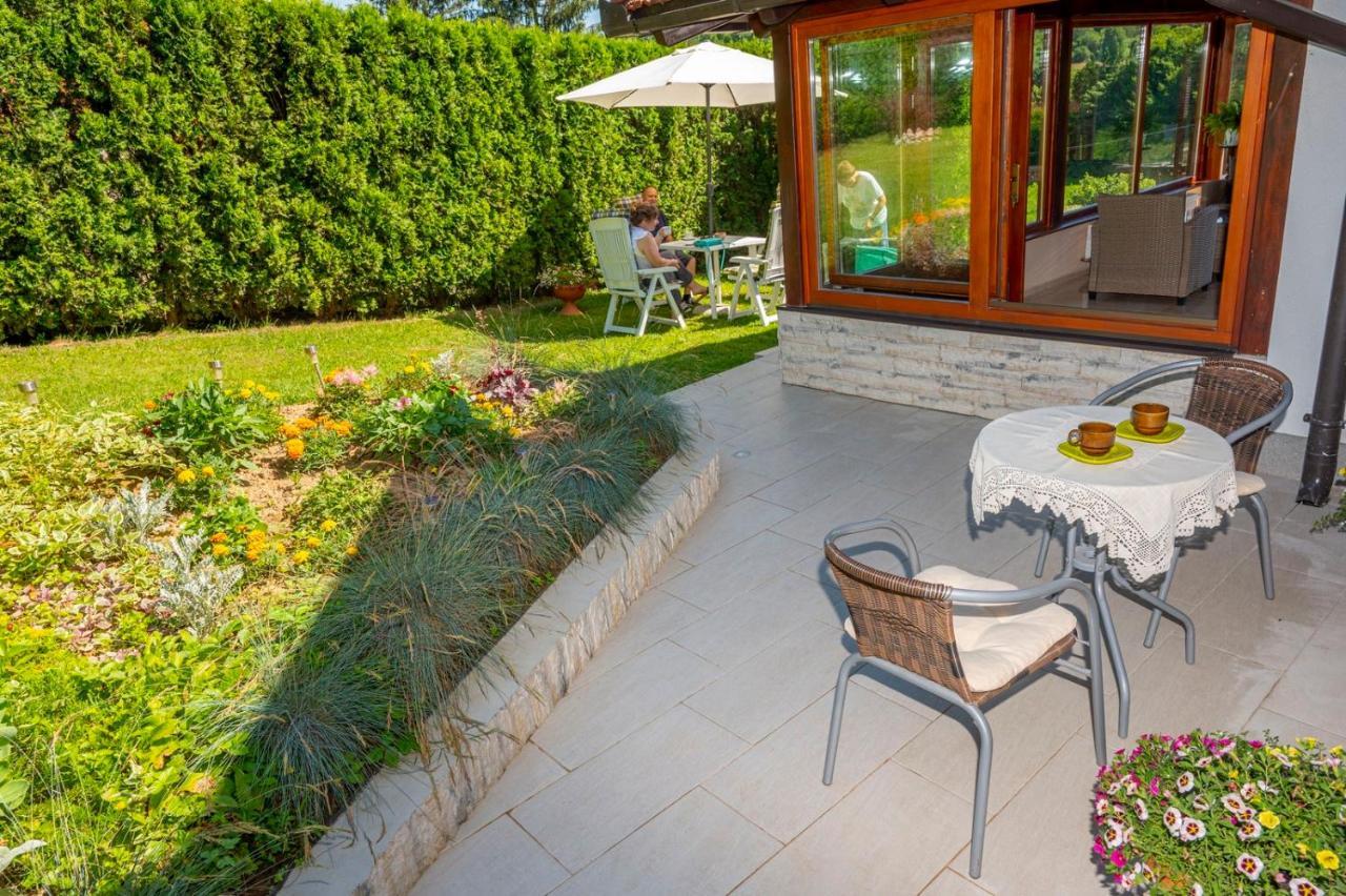 Holiday Home Mare Near River Karlovac Bagian luar foto